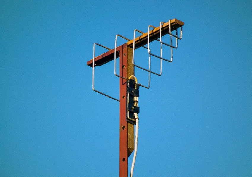 Антенна своими руками - инструкция по созданию и установке телевизионных метровых и дециметровых антенн
