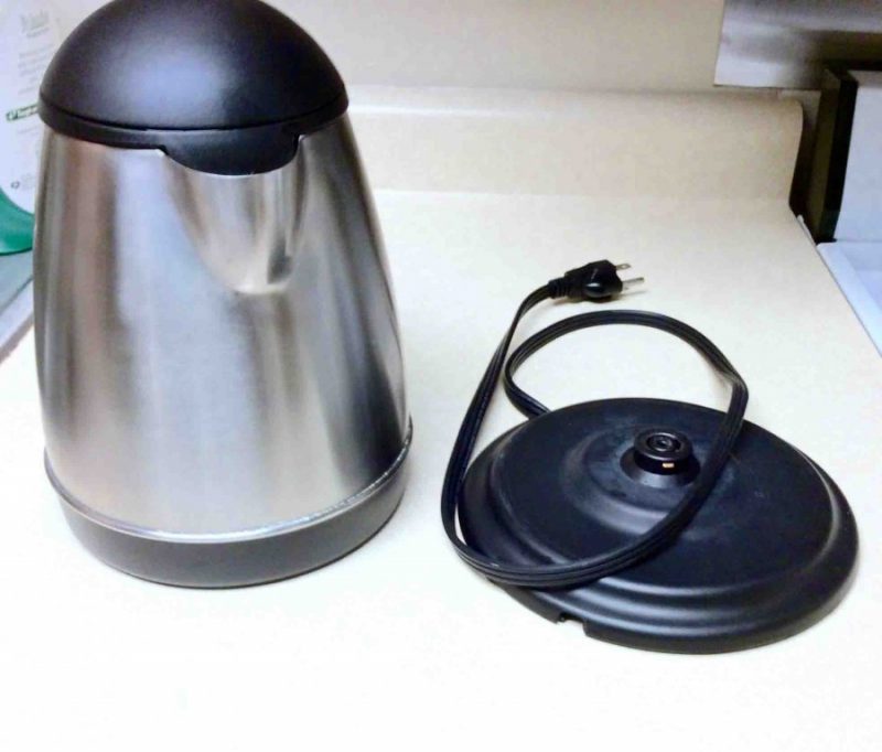 Как очистить чайник - простые и народные методы удаления накипи и грязи в домашних условиях