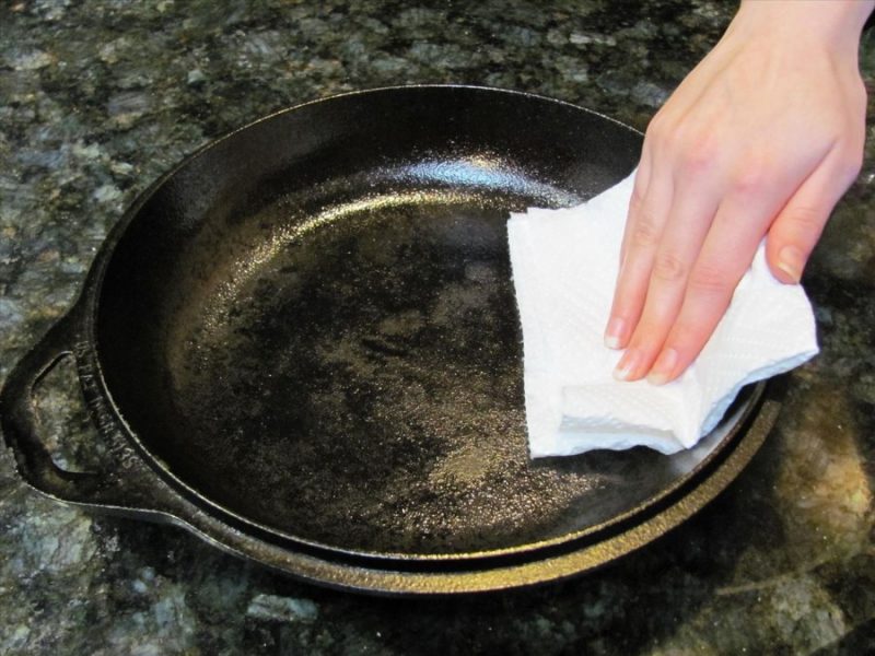 Как очистить сковородку от жира и нагара в домашних условиях: проверенные методы и средства устранения грязи (90 фото)