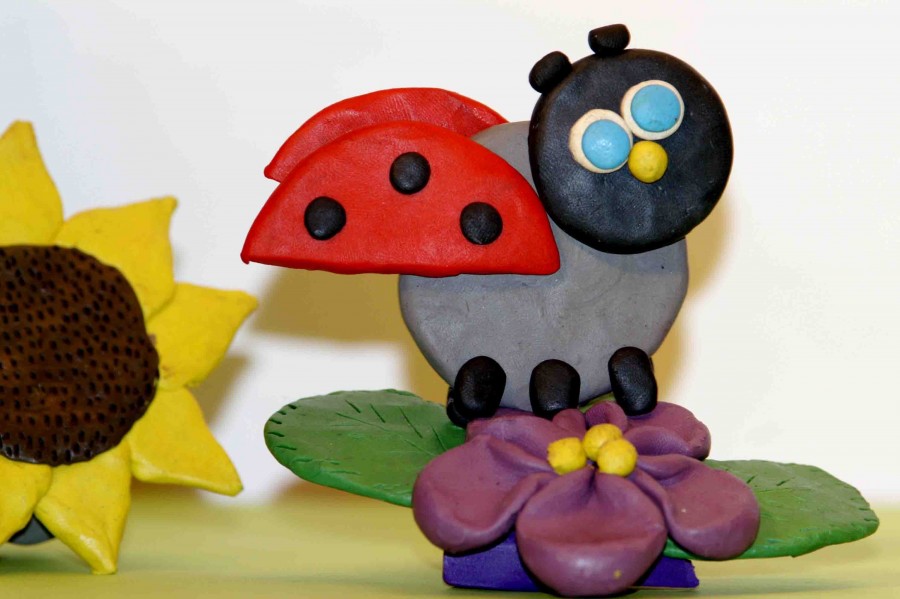 Поделки из пластилина для детей: схемы и оригинальные украшения для детей от 2 до 6 лет