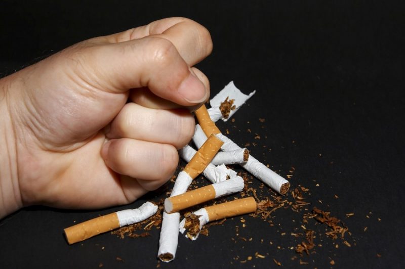 Запах сигарет: 10 эффективных способов быстрого избавления от табачного дыма