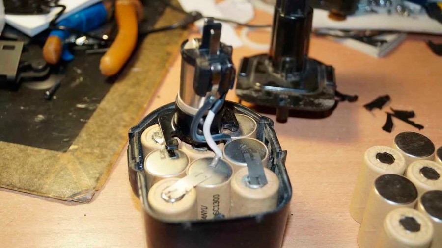 Аккумулятор своими руками: изготовление простейших аккумуляторов из подручных средств