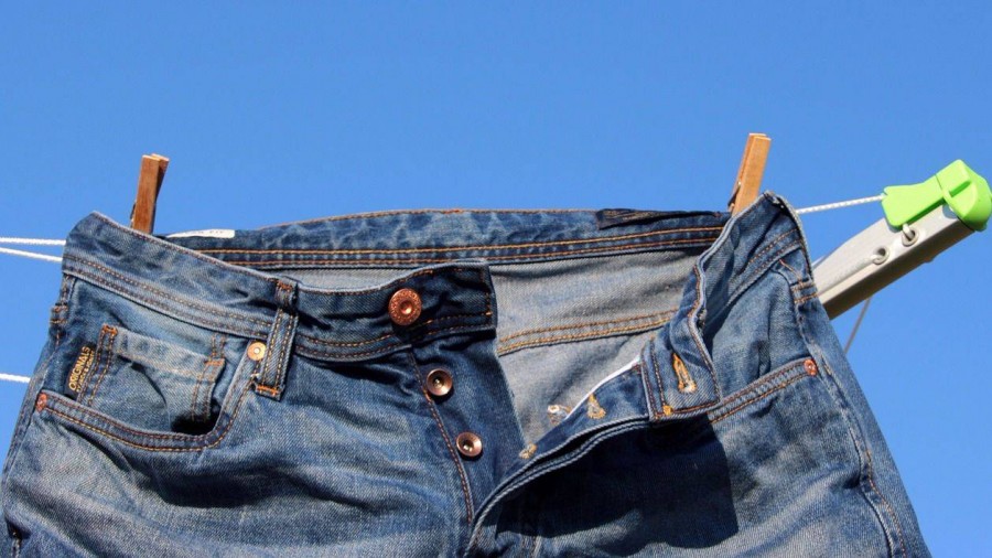 Пятно от йода: инструкция по очистке одежды, различных материалов и поверхностей