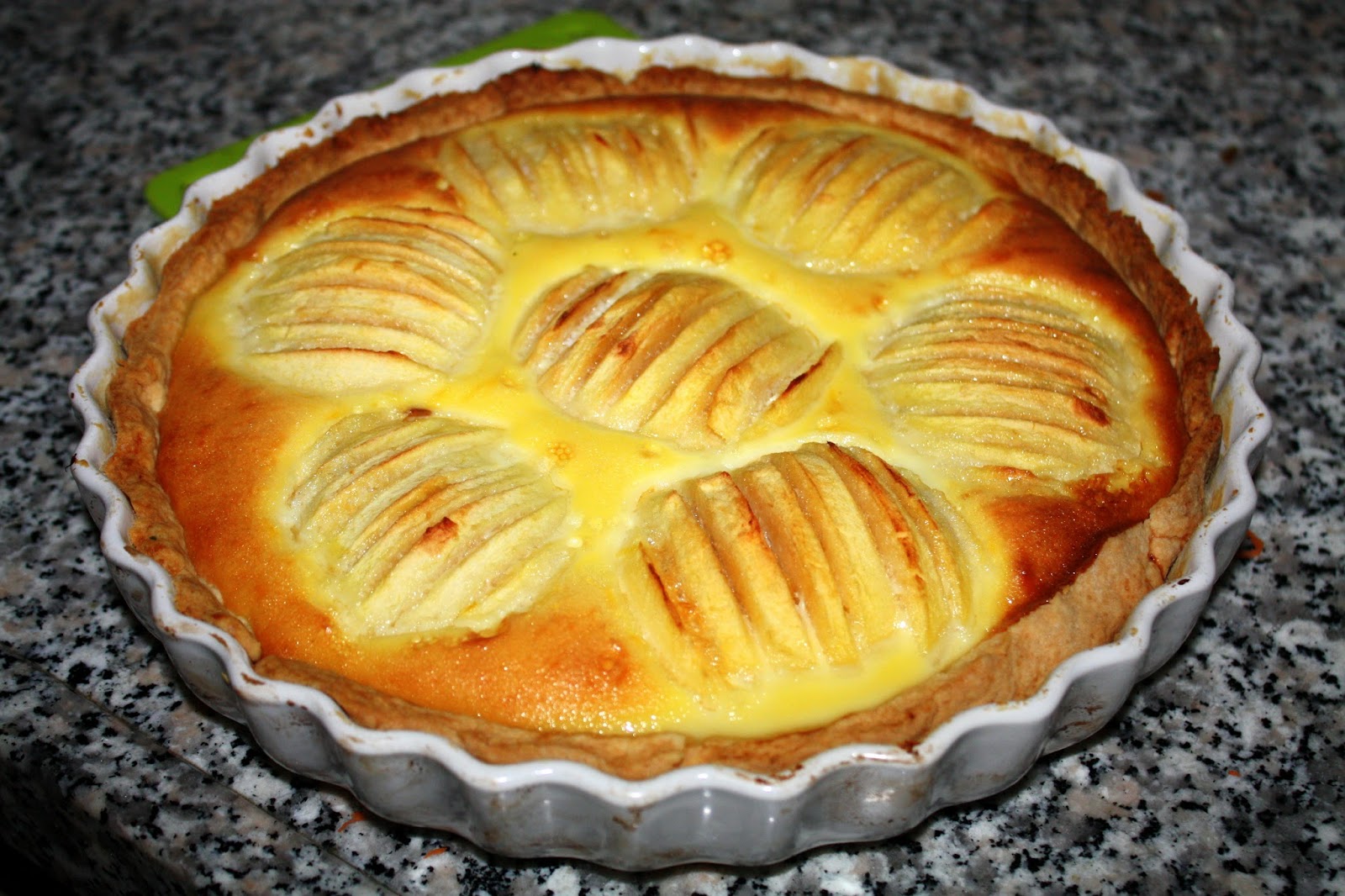 Эльзасский яблочный пирог: простой рецепт с фото и описанием